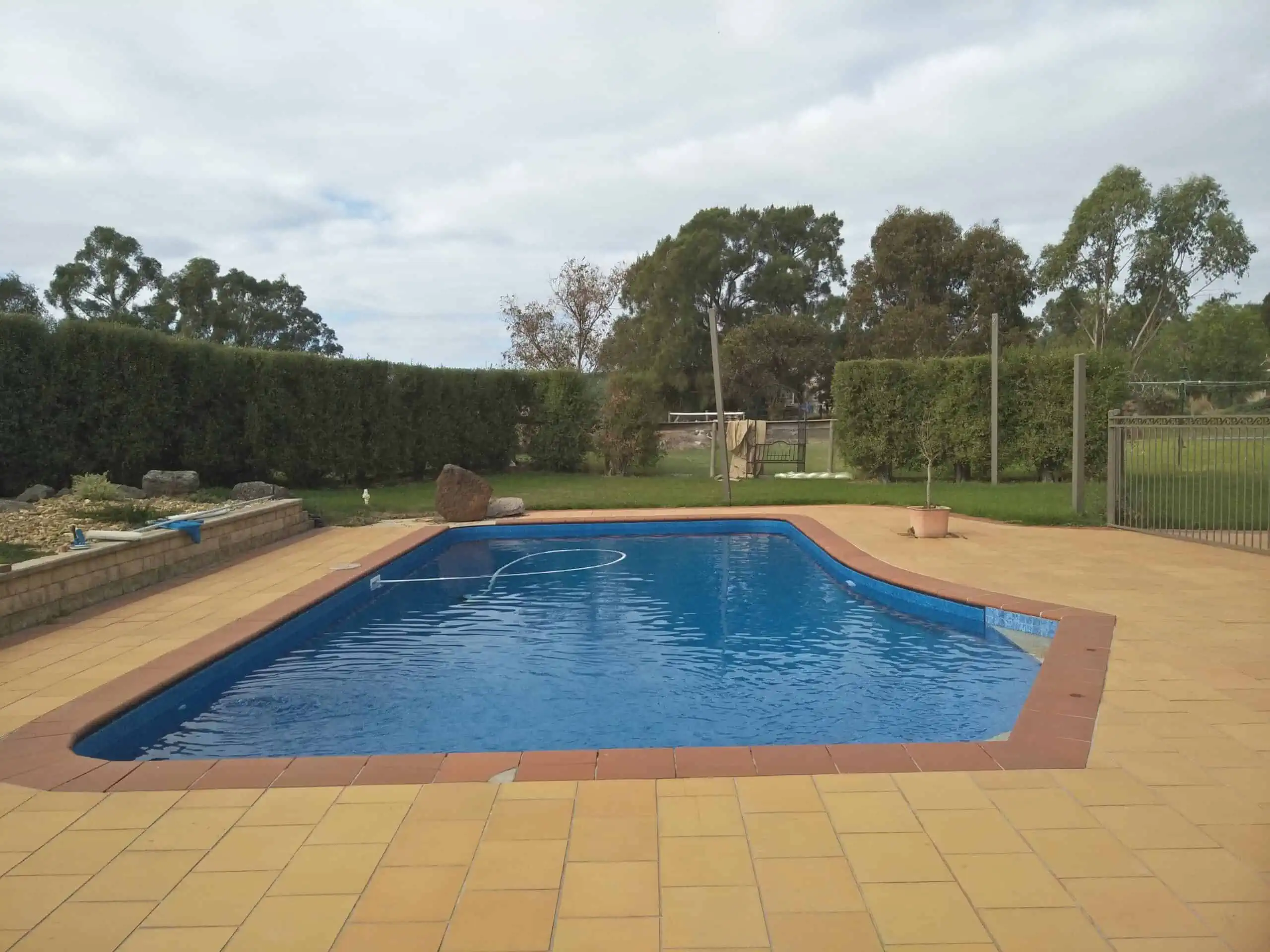 4 Cass ave Croydon Bahama Liner