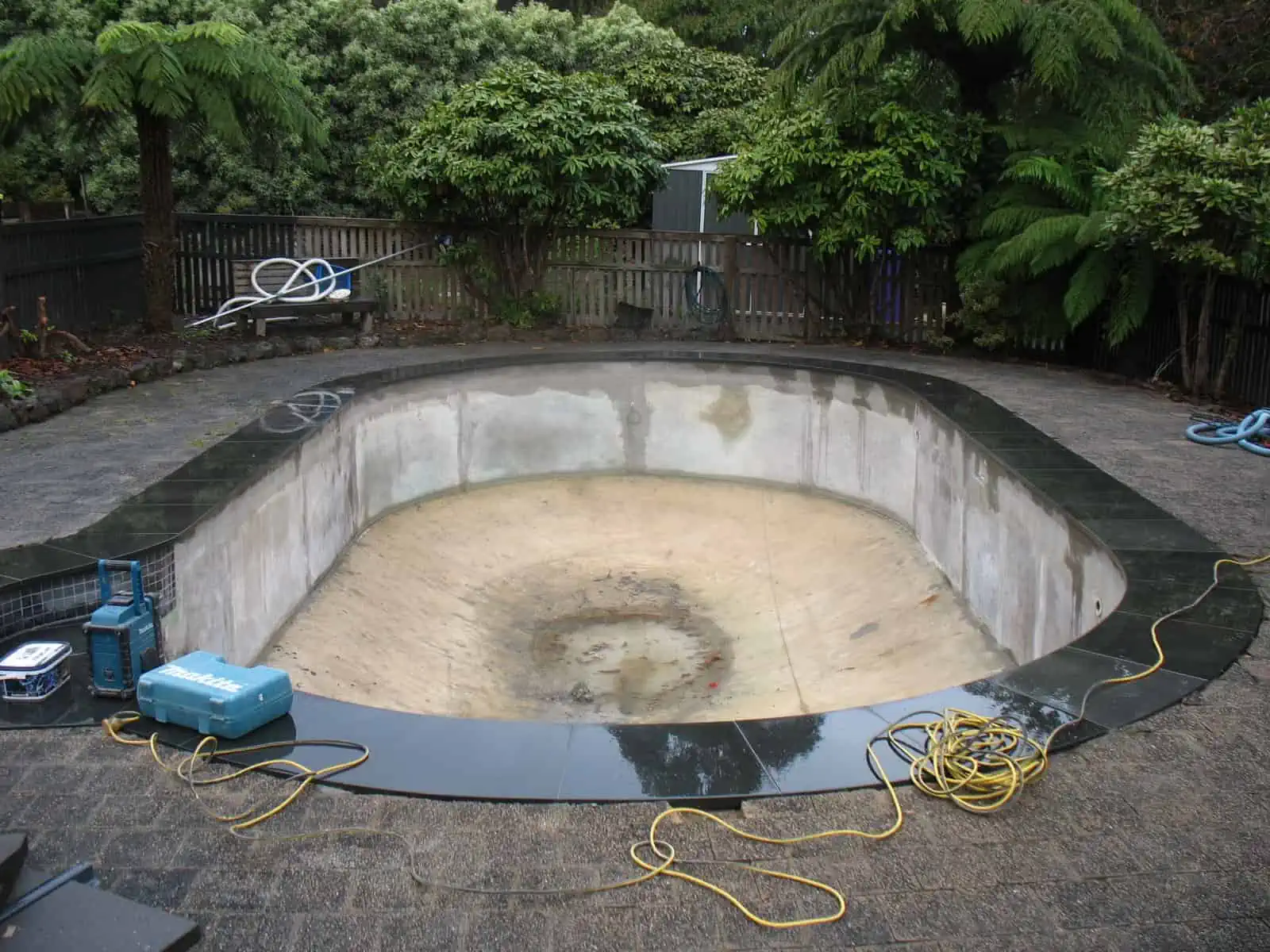 4 Cass ave Croydon Bahama Liner